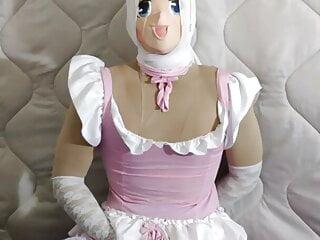 Transe in Dessous masturbiert und spritzt sich vor der Webcam